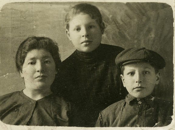 Middle, my mother. Left, grandmother. Right, Arthur. Vapnyarka, Ukraine. She waited 13 years to rejoin my grandfather in Detroit.